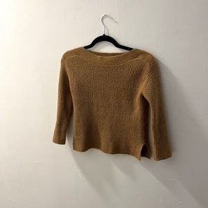 Adorable 90s style brown/tan sweater